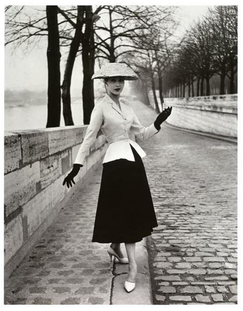 who designs dior|dior 1947 new look fashion.